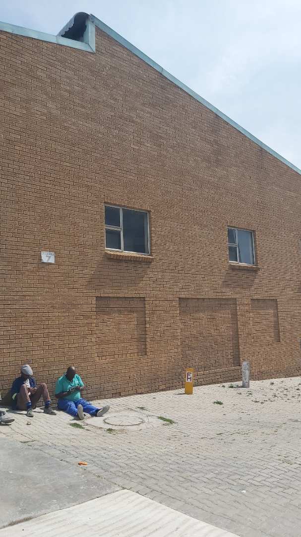 To Let commercial Property for Rent in Sidwell Eastern Cape